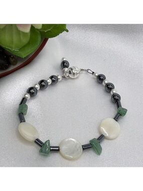 Mother of Pearl Hematite Aventurine 7 Inch Bracelet